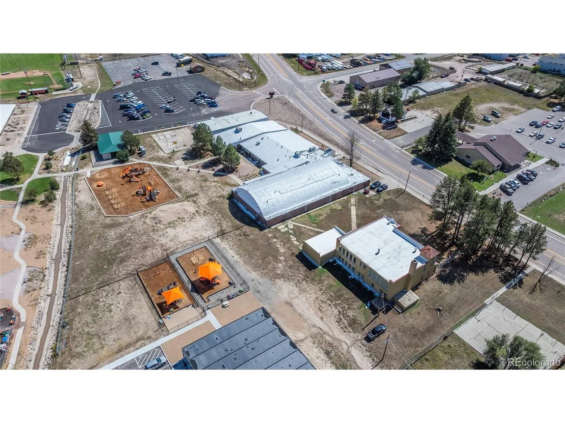 Photo of 421 Comanche St