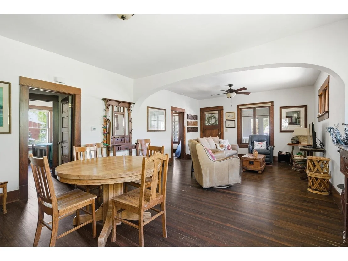Photo of 212 2nd St