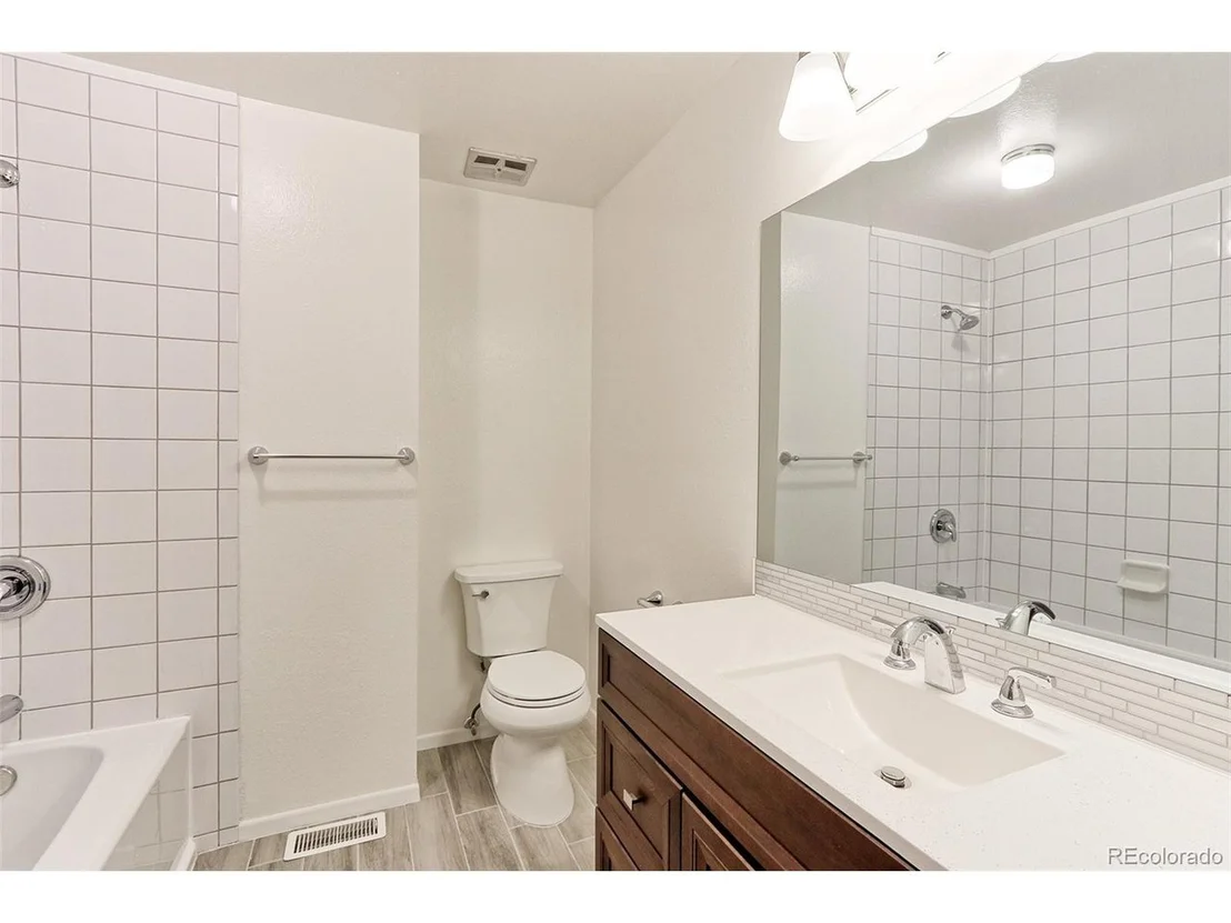 Photo of 3296 E 115th Dr