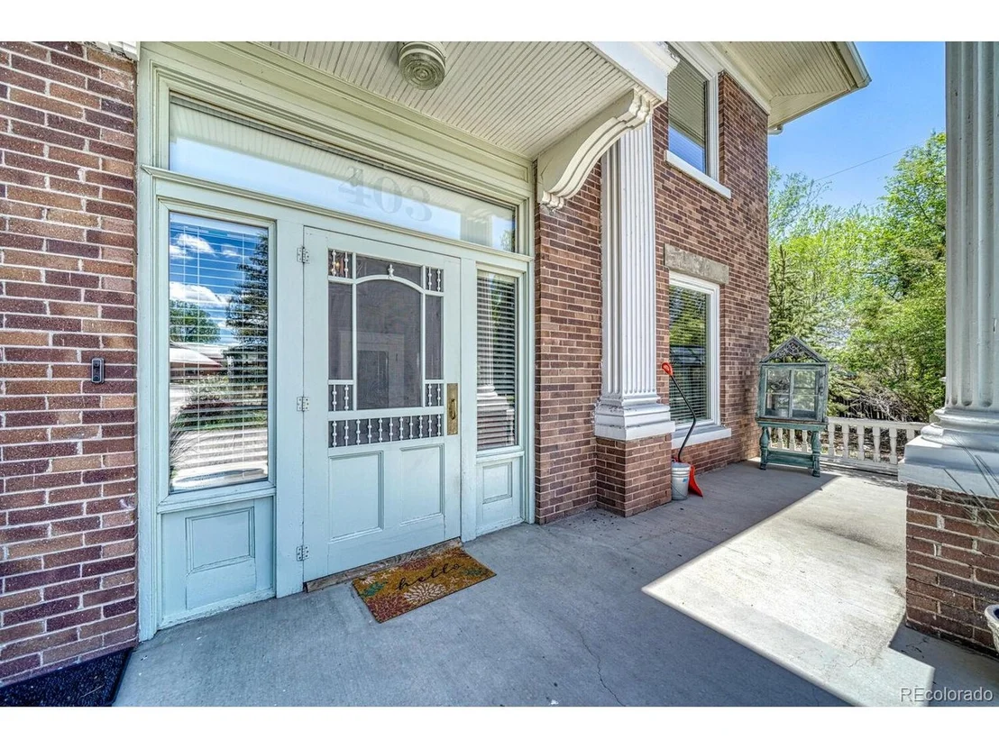 Photo of 403 Scott St