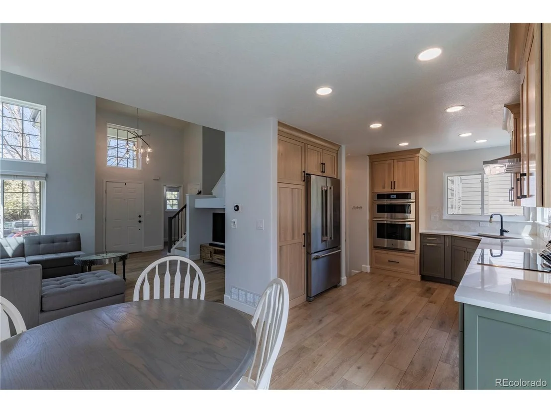 Photo of 294 Willowick Cir