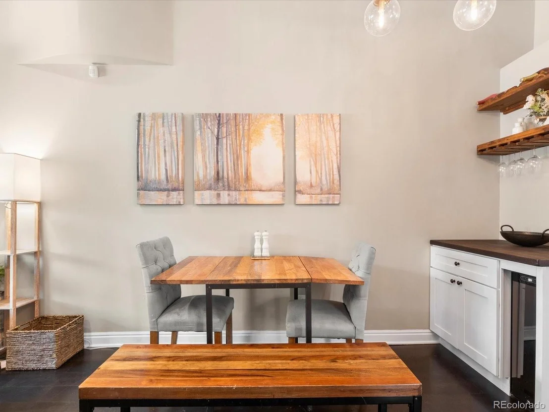 Photo of 176 W Maple Ave