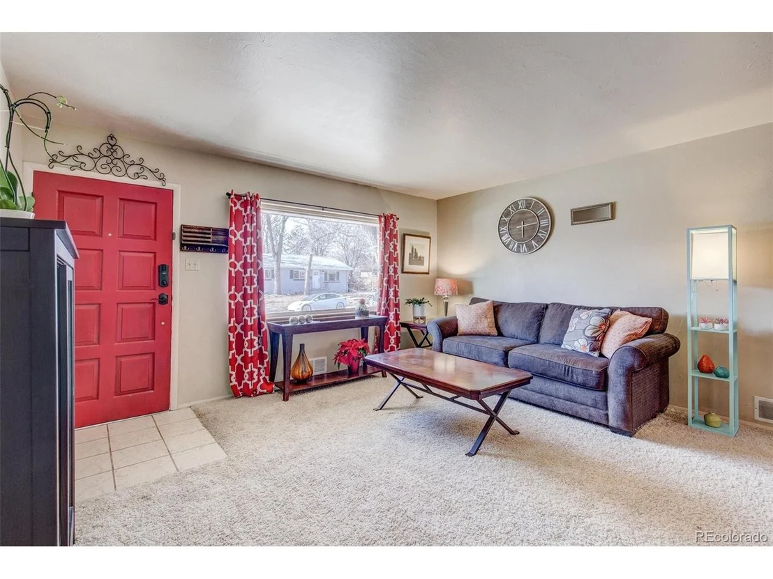 Photo of 6065 Johnson Way