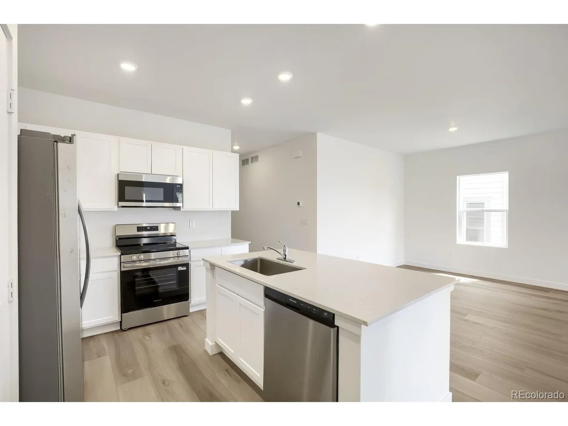 Photo of 1790 Drumming Dr