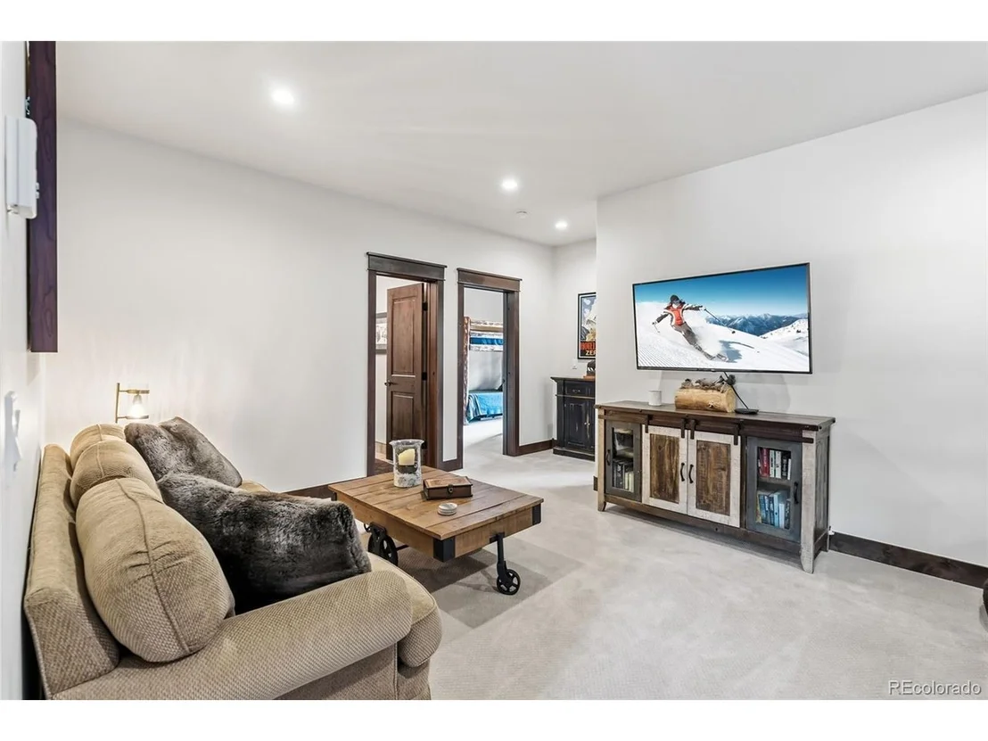 Photo of 59 Erickson Loop