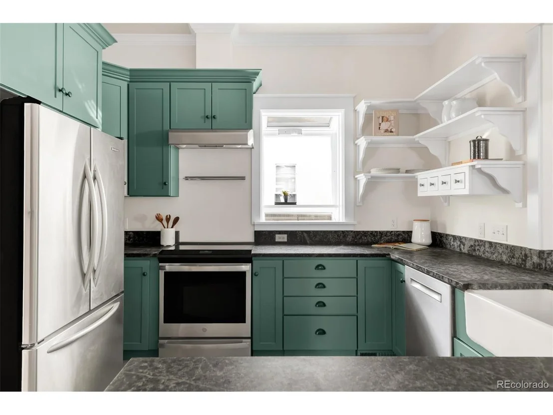 Photo of 539 Baker St