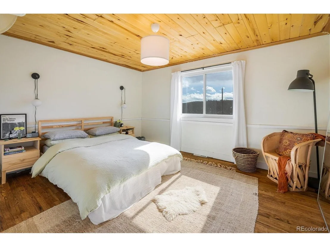 Photo of 1279 County Road 72