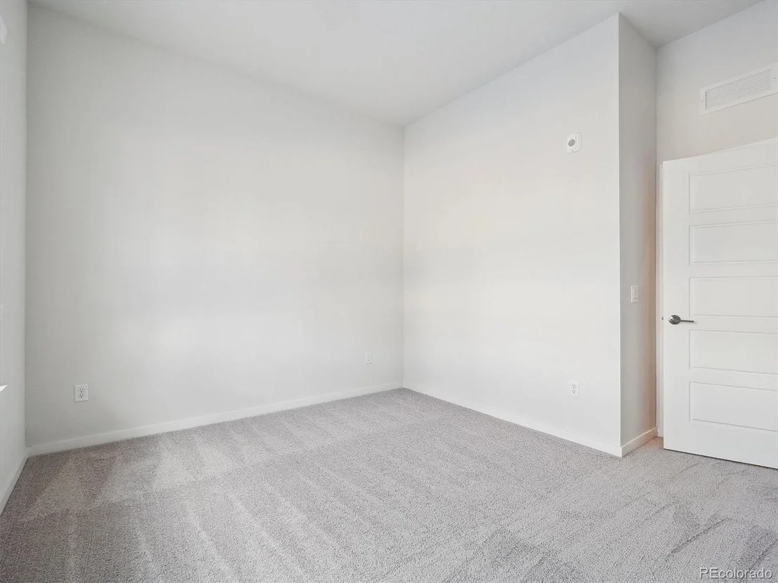 Photo of Unit 2102 at 485 Interlocken Blvd