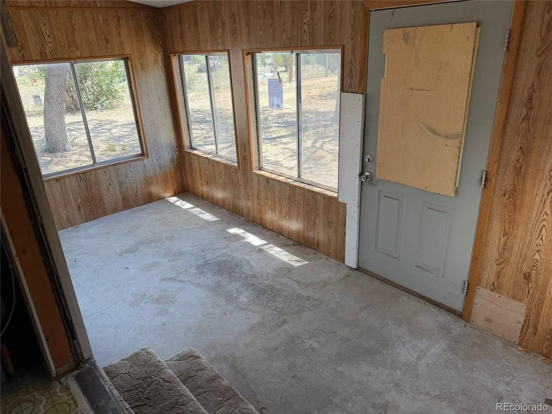 Photo of 2840 W 65th Pl