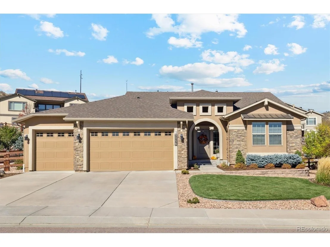 Photo of 3256 Waterfront Dr