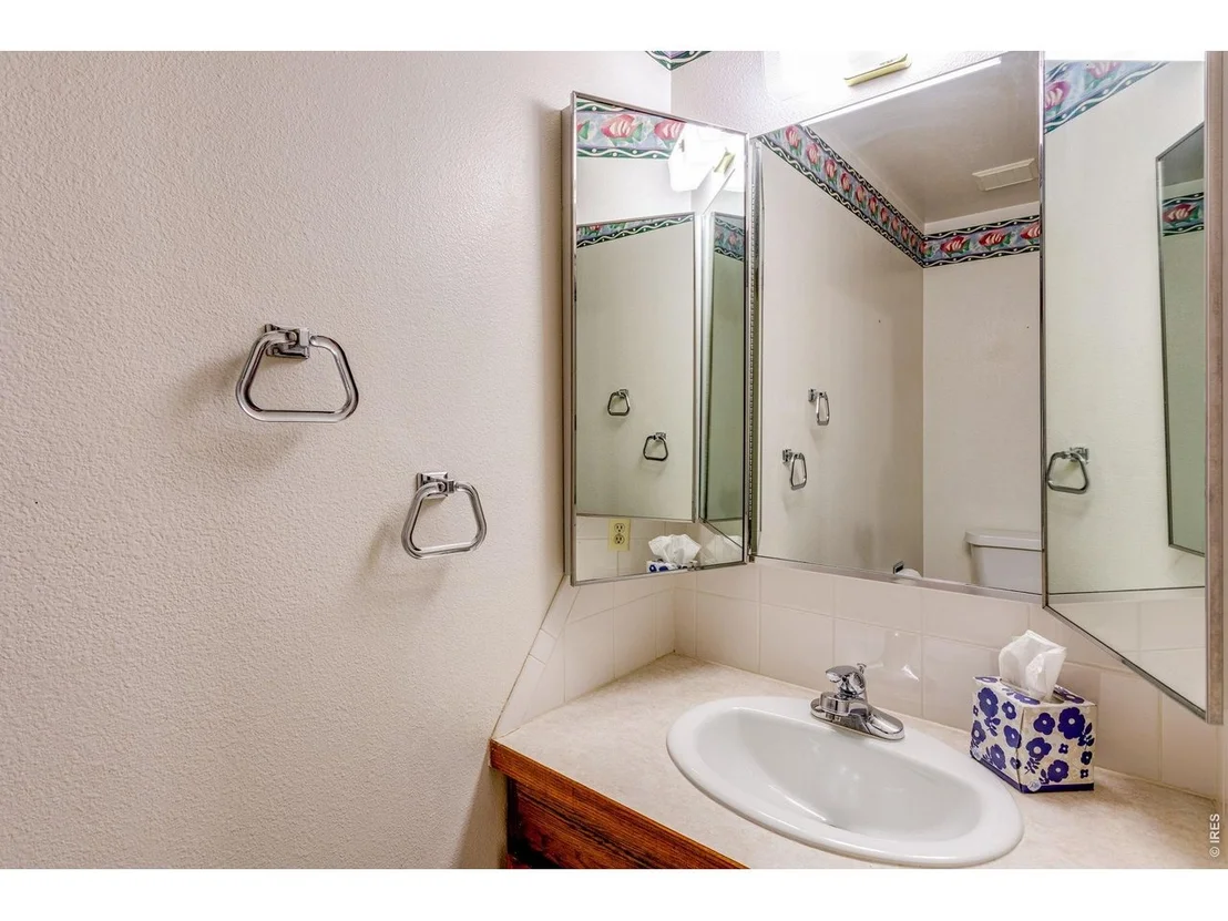 Photo of 1921 Rangeview Dr