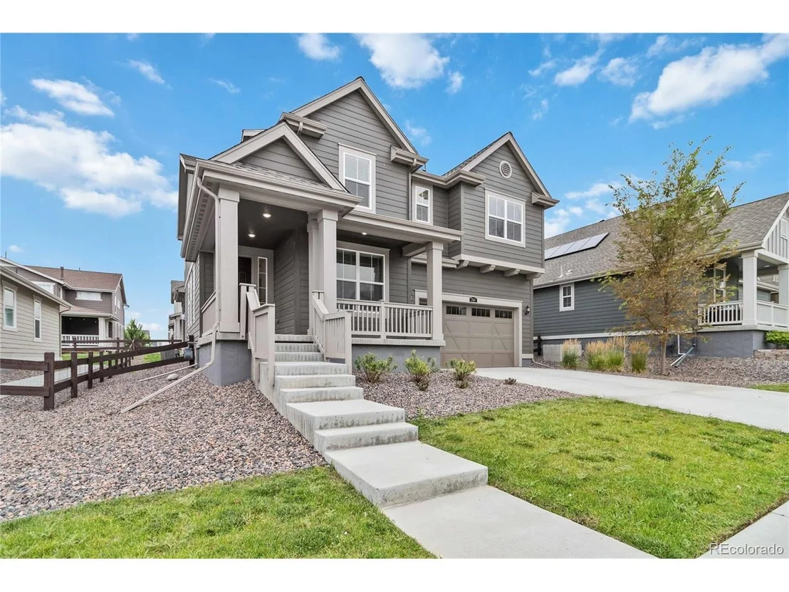 Photo of 790 Compass Dr
