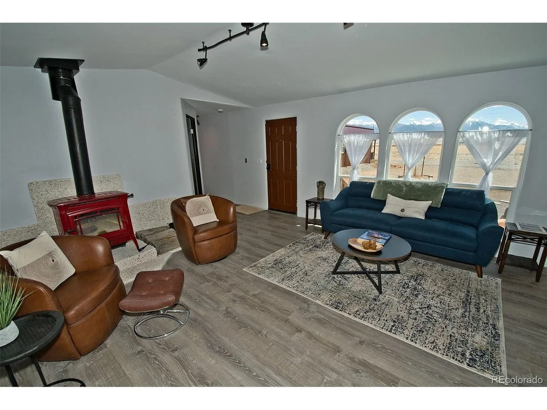 Photo of 27378 Red Cloud Ave