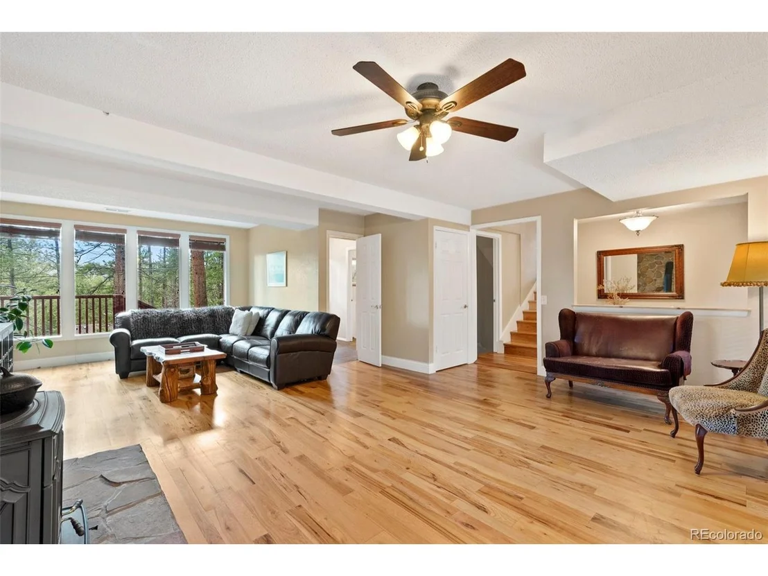 Photo of 6561 Valley Cir