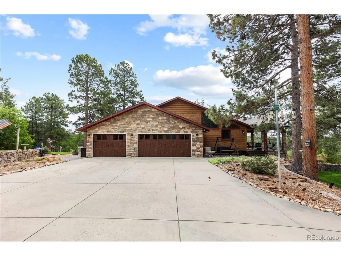 Photo of 10247 Pine Valley Dr
