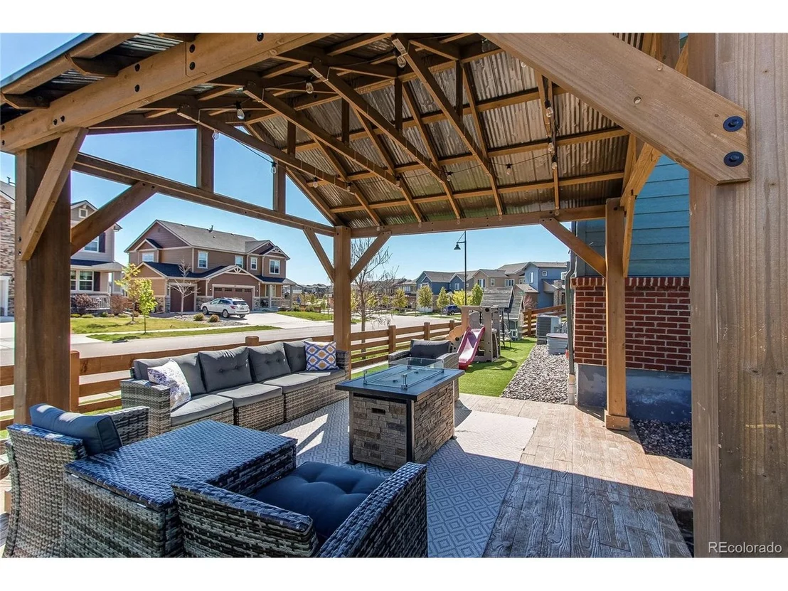 Photo of 2 Equinox Cir