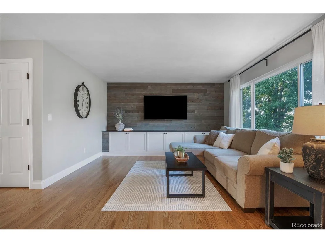 Photo of 16501 Bluebonnet Dr