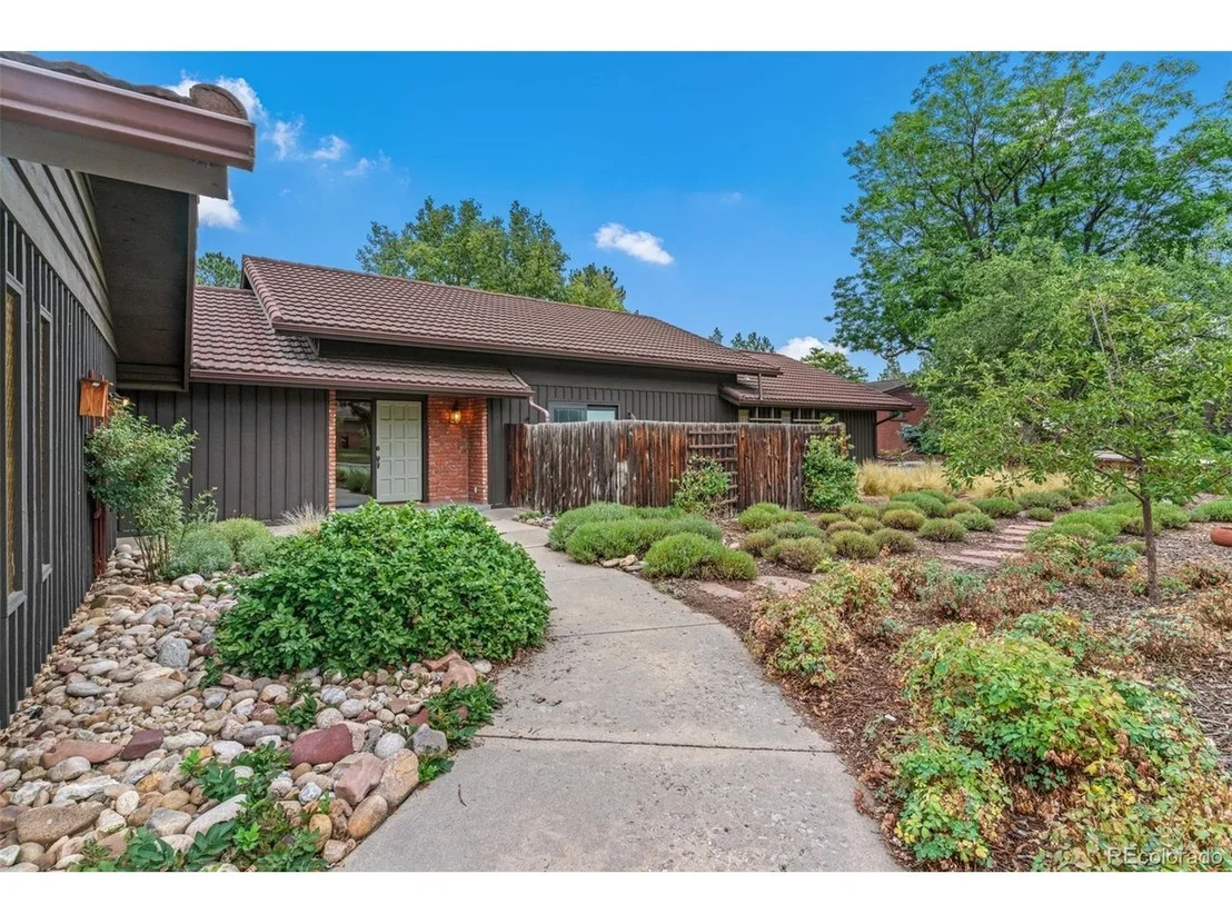 Photo of 5161 Laurel Ave