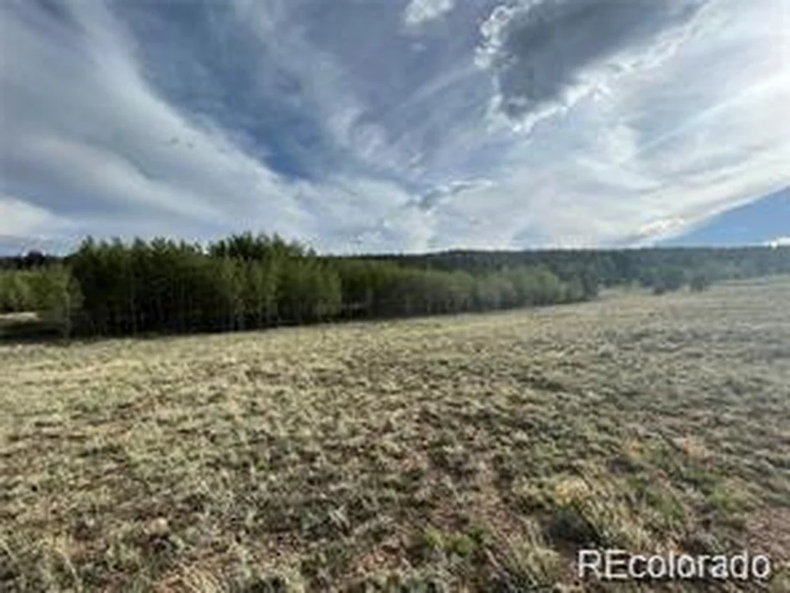 Photo of 1599 Campfire Rd