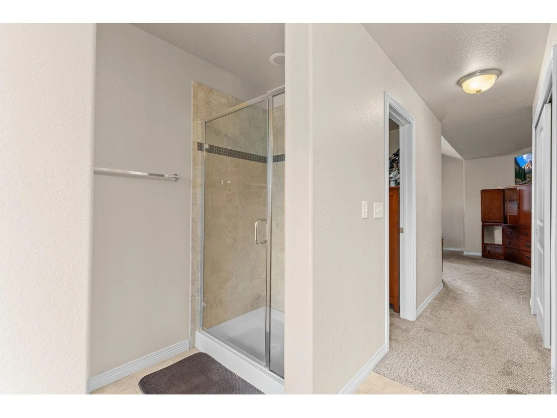 Photo of 562 Dakota Ct