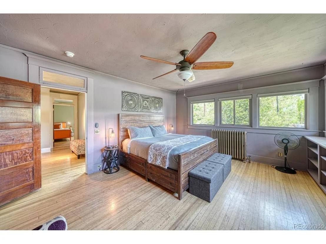 Photo of 403 Scott St
