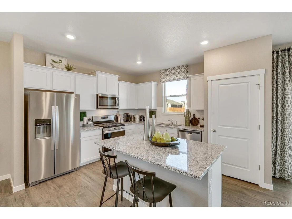 Photo of 709 Lake Emerson Rd