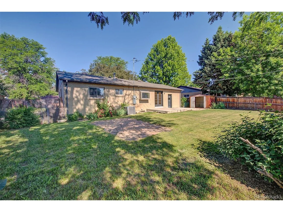 Photo of 6054 Iris Way