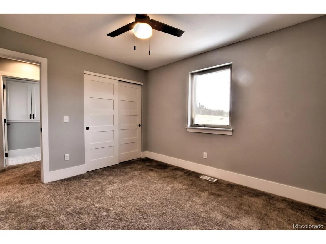 Photo of 2463 Arrowhead Dr