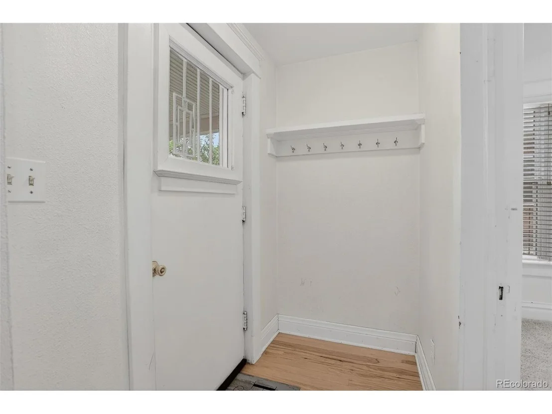 Photo of 4250 Hooker St