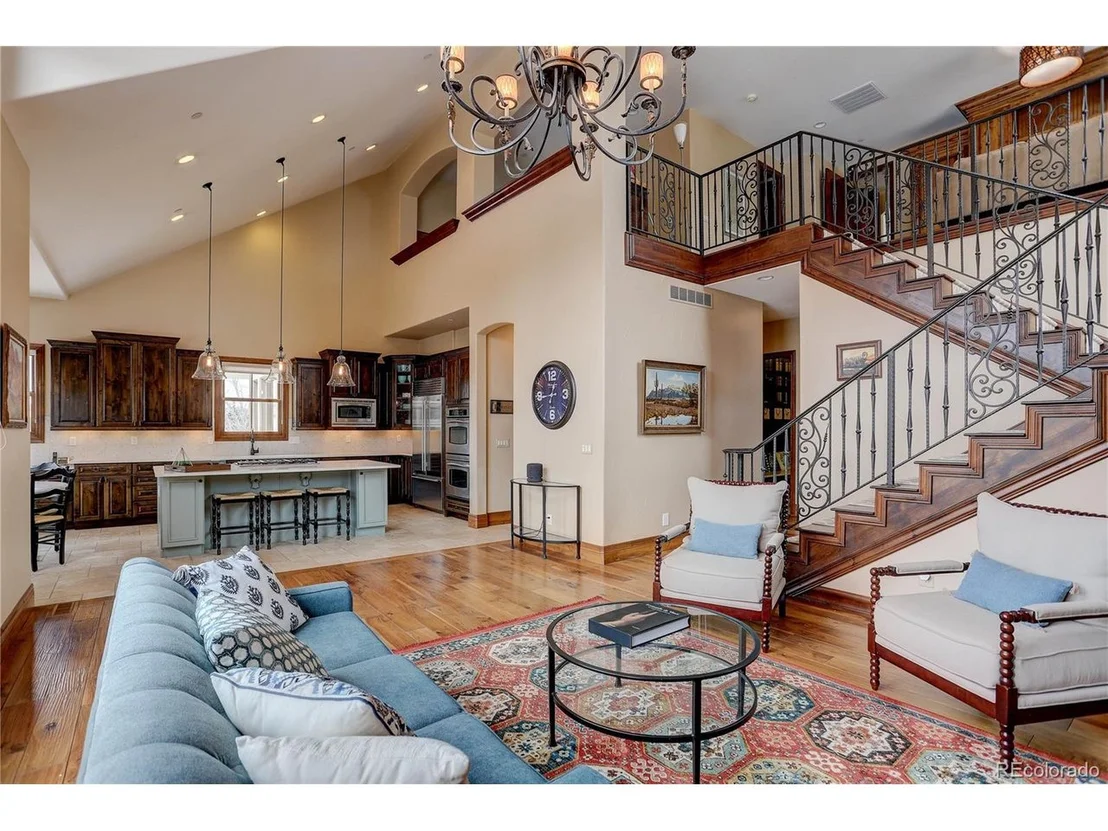 Photo of 6103 Huron Ln