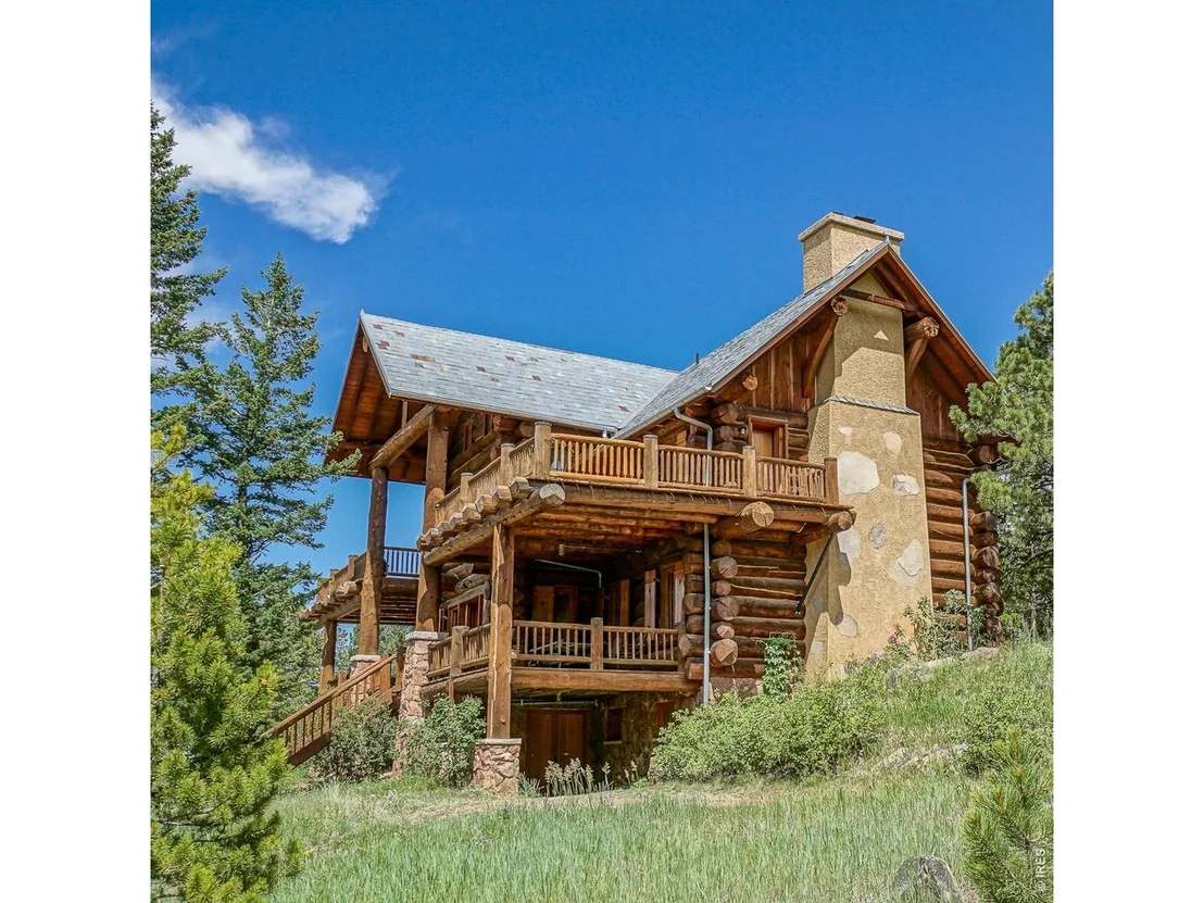 Photo of 1050 Pine Gold Hill St