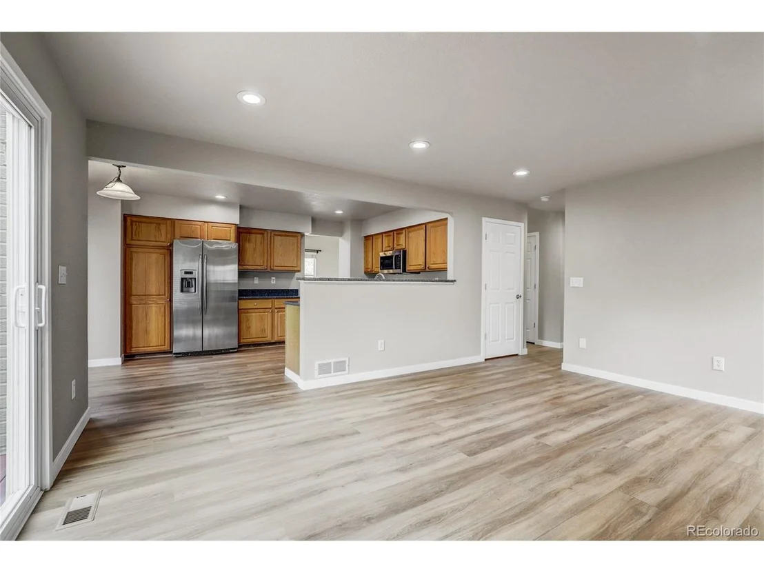 Photo of 6735 W 97th Cir
