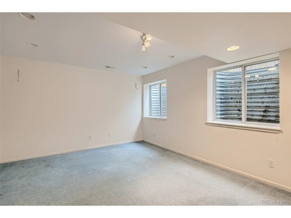 Photo of 584 Briggs Pl