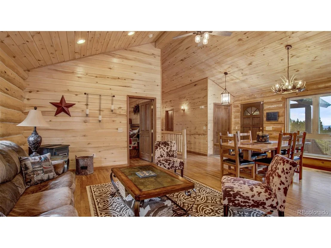 Photo of 885 Circle 73