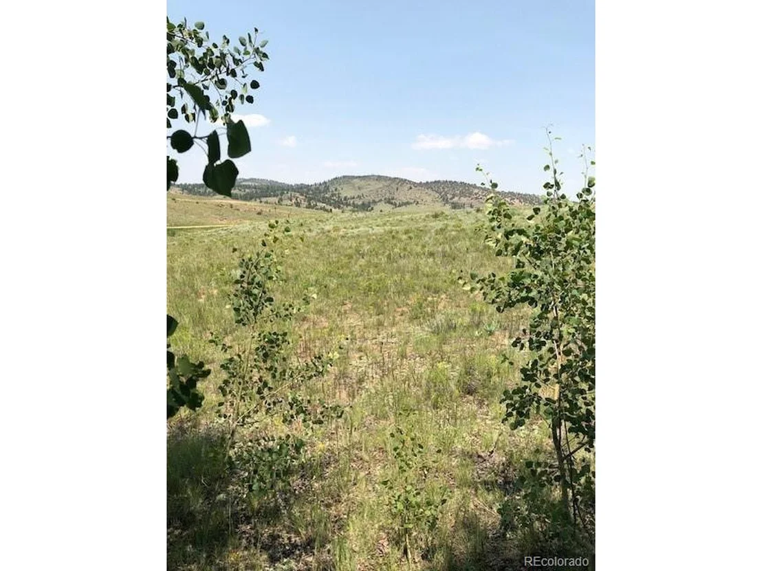 Photo of 550 Aspen Trl