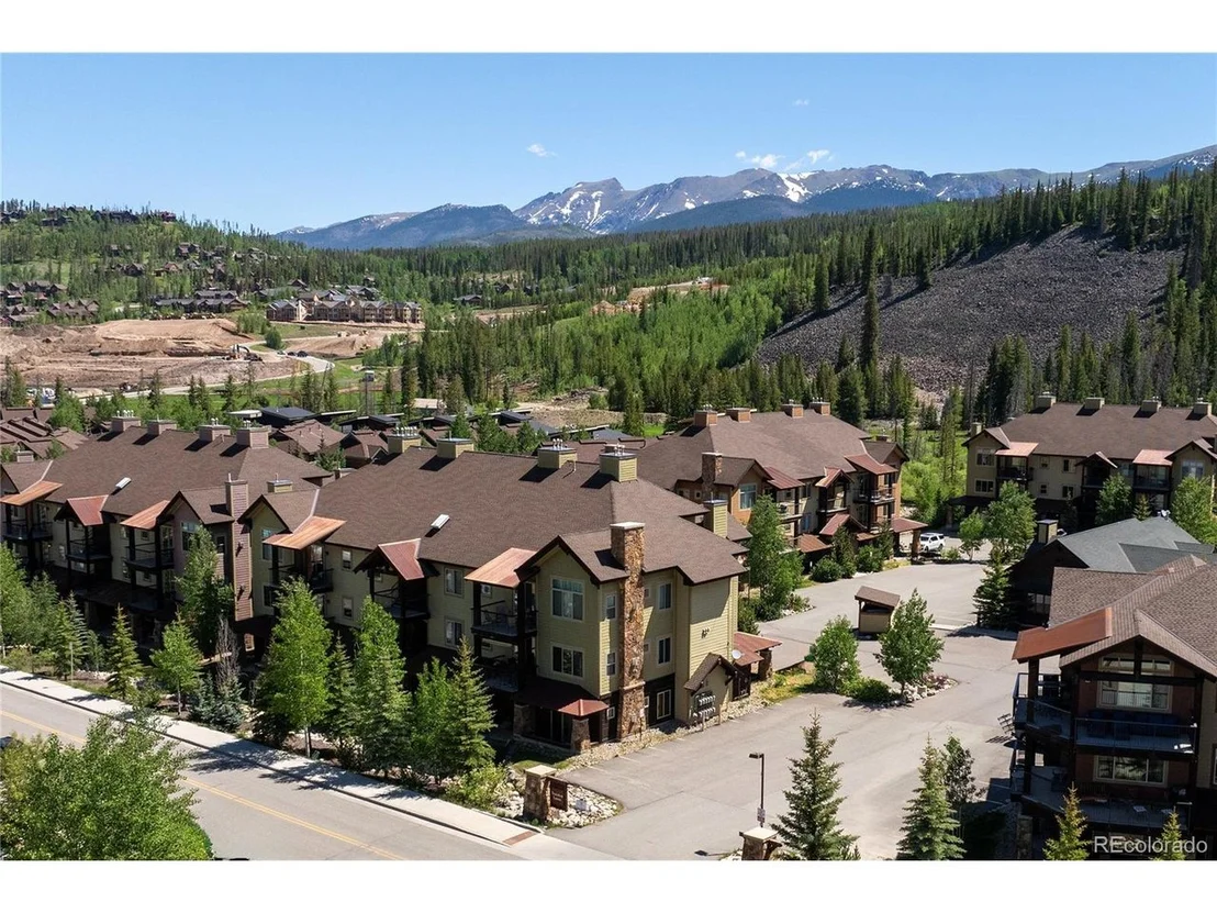 Photo of Unit 721 at 701 Trailhead Cir