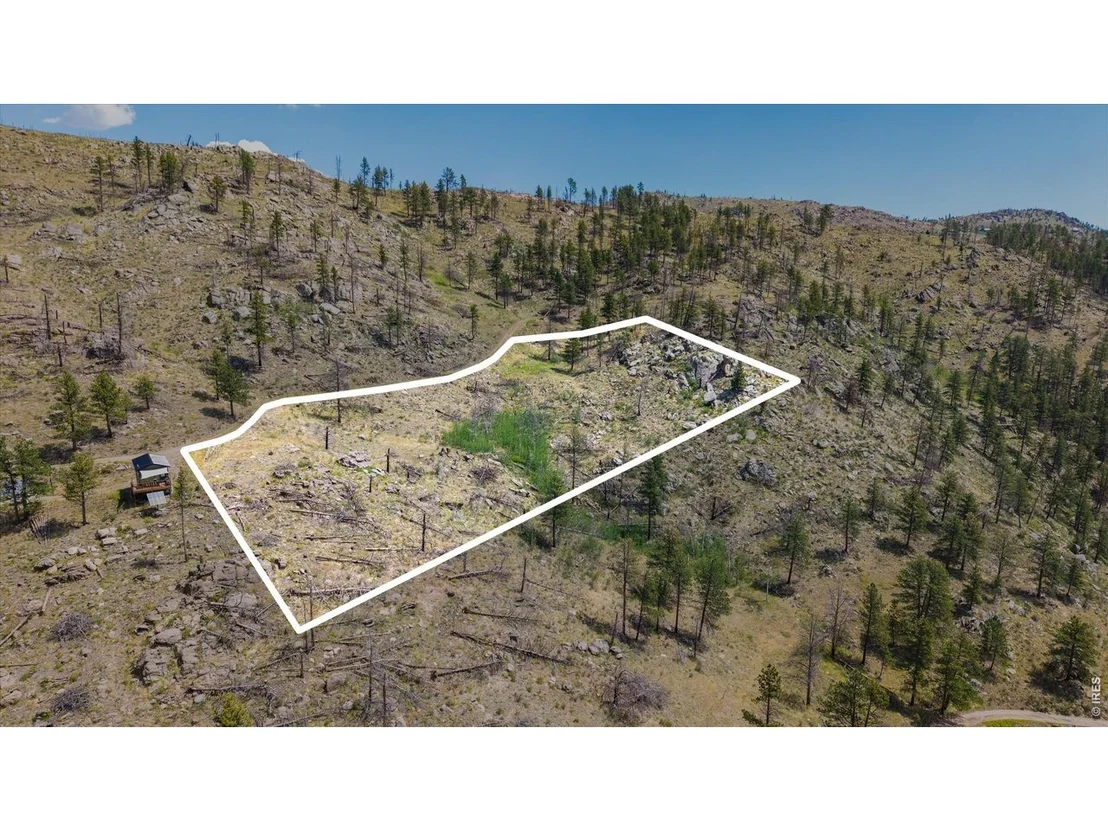 Photo of 693 Cougar Dr