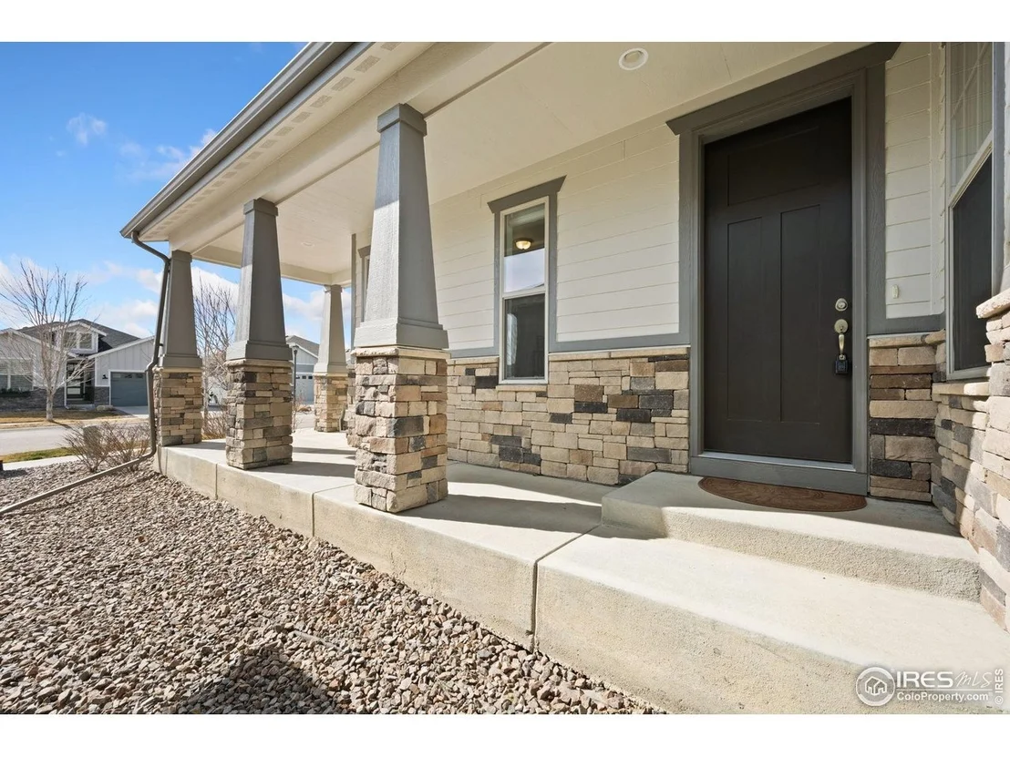 Photo of 4323 Bluffview Dr