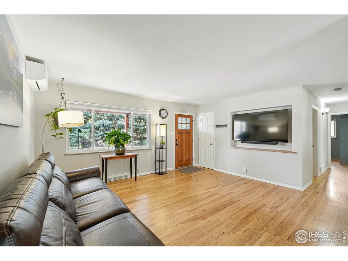 Photo of 175 S 32nd St