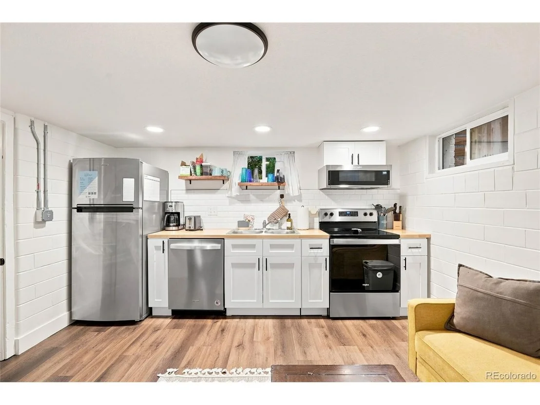 Photo of 1802 W 39th Ave