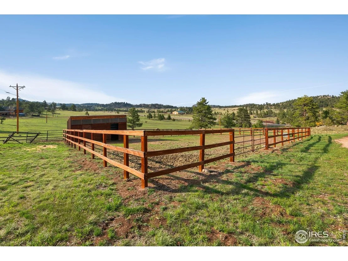 Photo of 344 Snowmass Dr