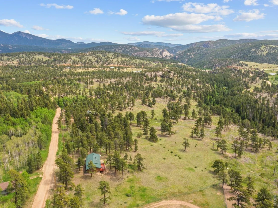 Photo of 839 Ski Rd