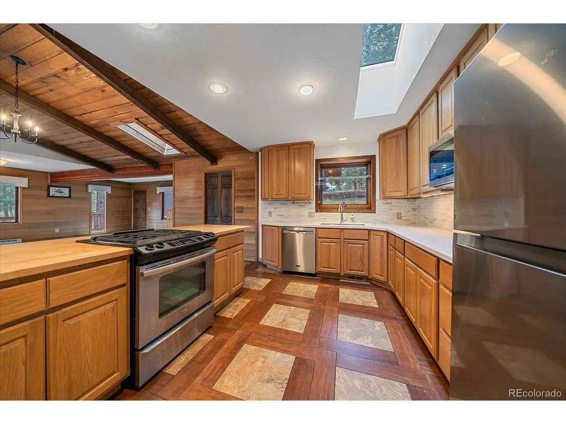 Photo of 28630 Pine Dr