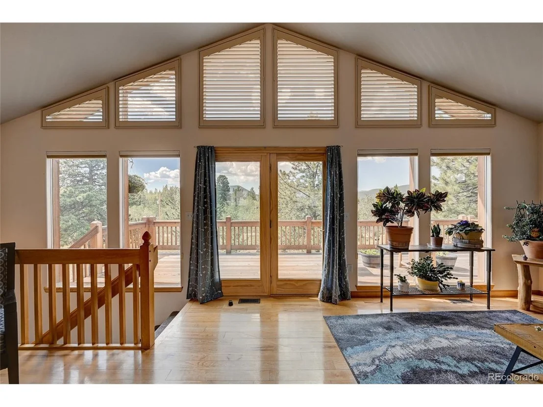 Photo of 111 Mount Evans Dr