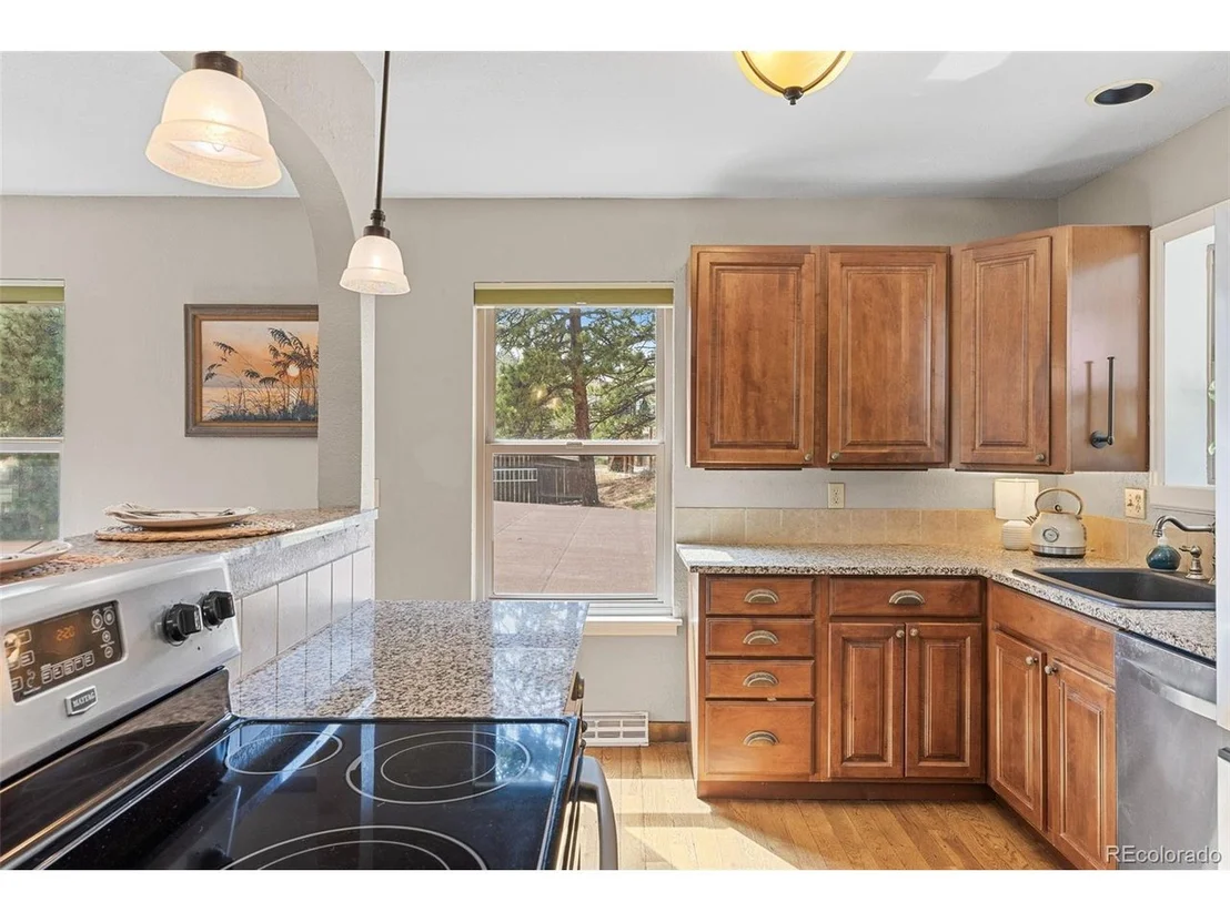 Photo of 30313 Arena Dr