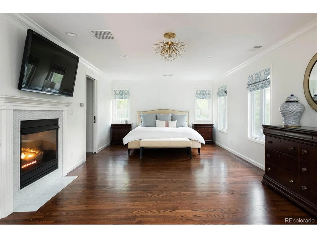 Photo of 600 Vine St