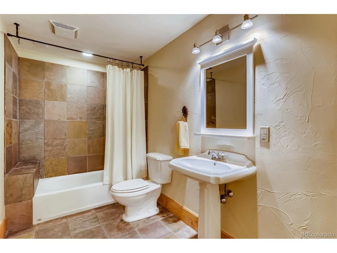 Photo of 4 Foxtail Cir