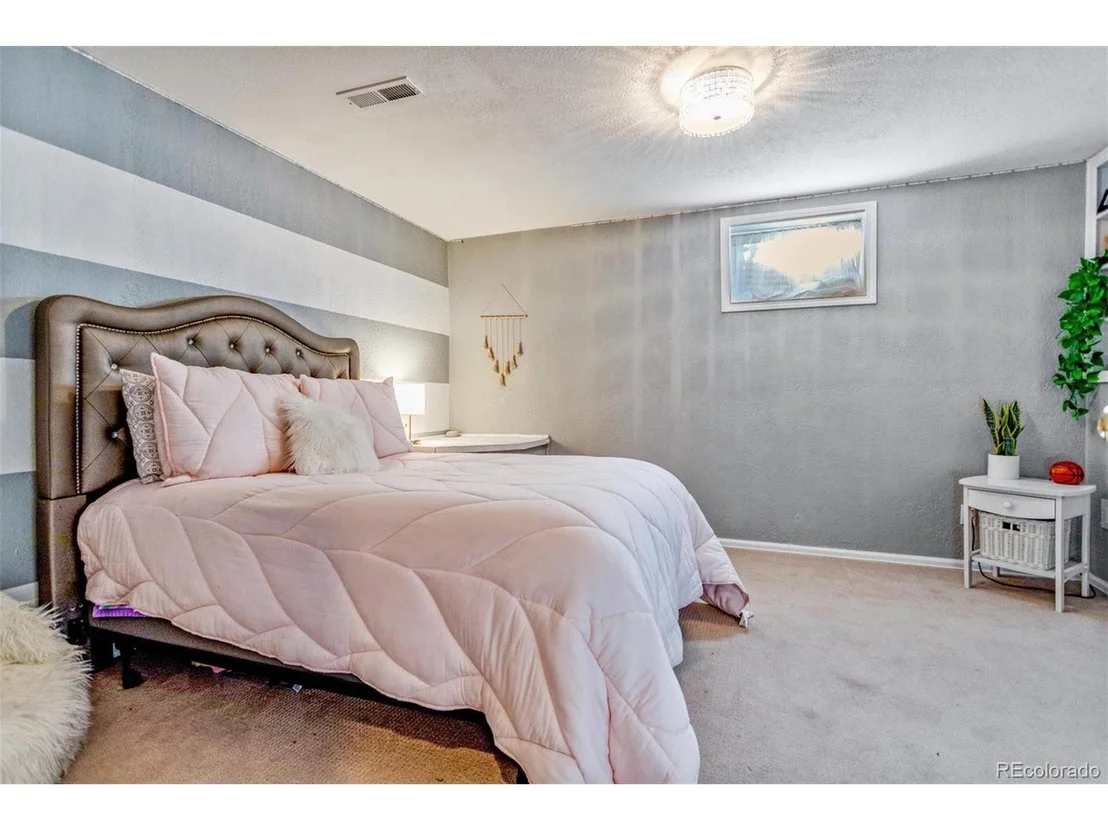Photo of 8355 Lightening View Dr