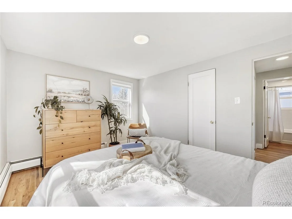 Photo of 6865 W 55th Pl