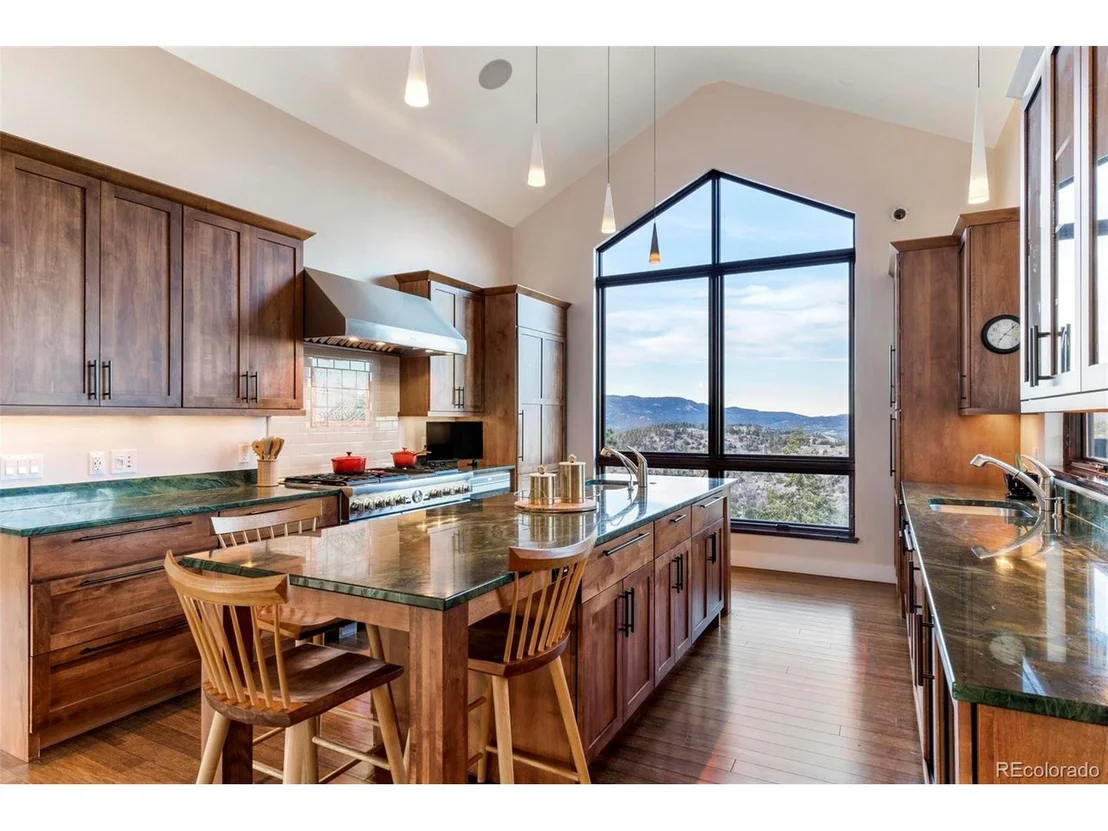 Photo of 33579 Mount Wilson Rd